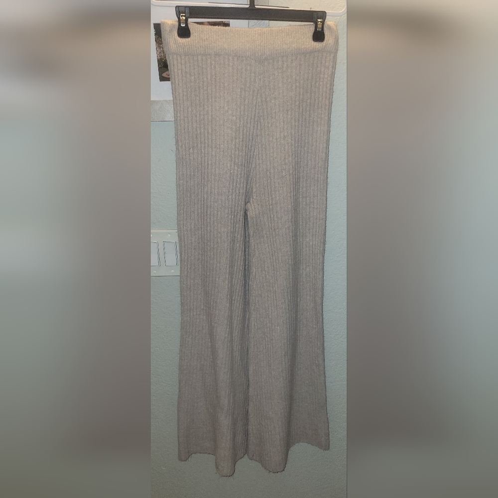 Boohoo Beige Cable Knit Wide Flare Leg‎ Pants Sz Med